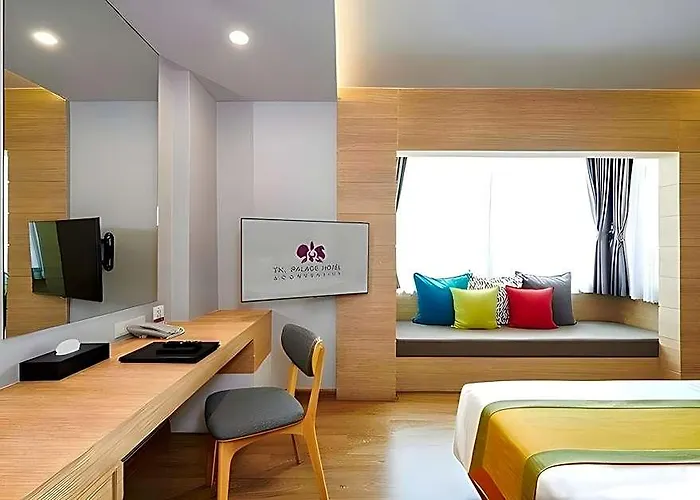 Отель Cinnamon 5*